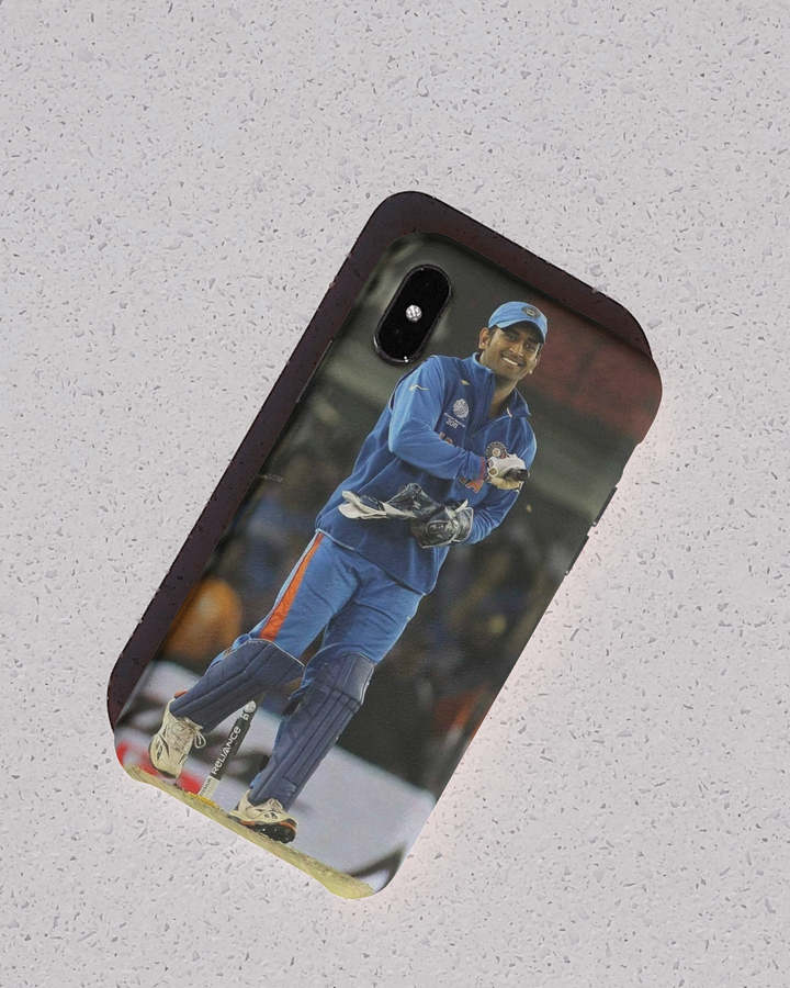 Dhoni Smiling Phone Cover